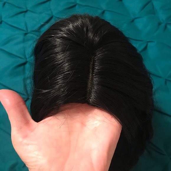 Wig - Picture 4 of 5